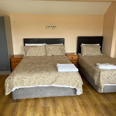 Seaview Family In A Guest house Castletownbere